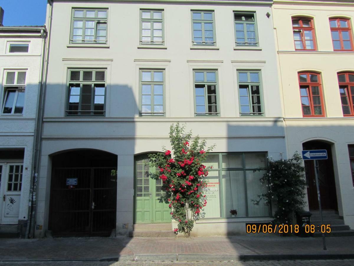 Altstadt Ferienwohnung Wismar Exterior photo